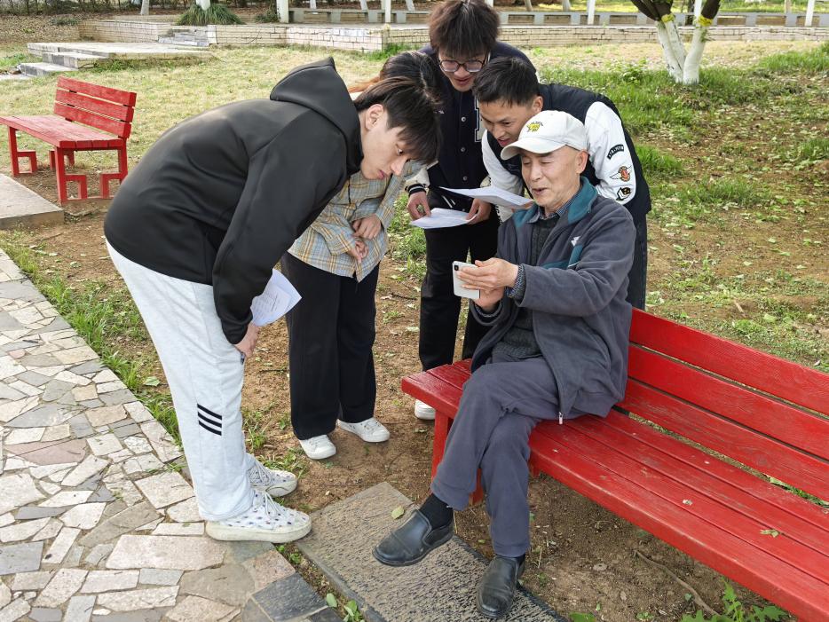 数字化转型下的老年人体育消费：巢湖学院实践团队的探索与华体会app发现(图2)